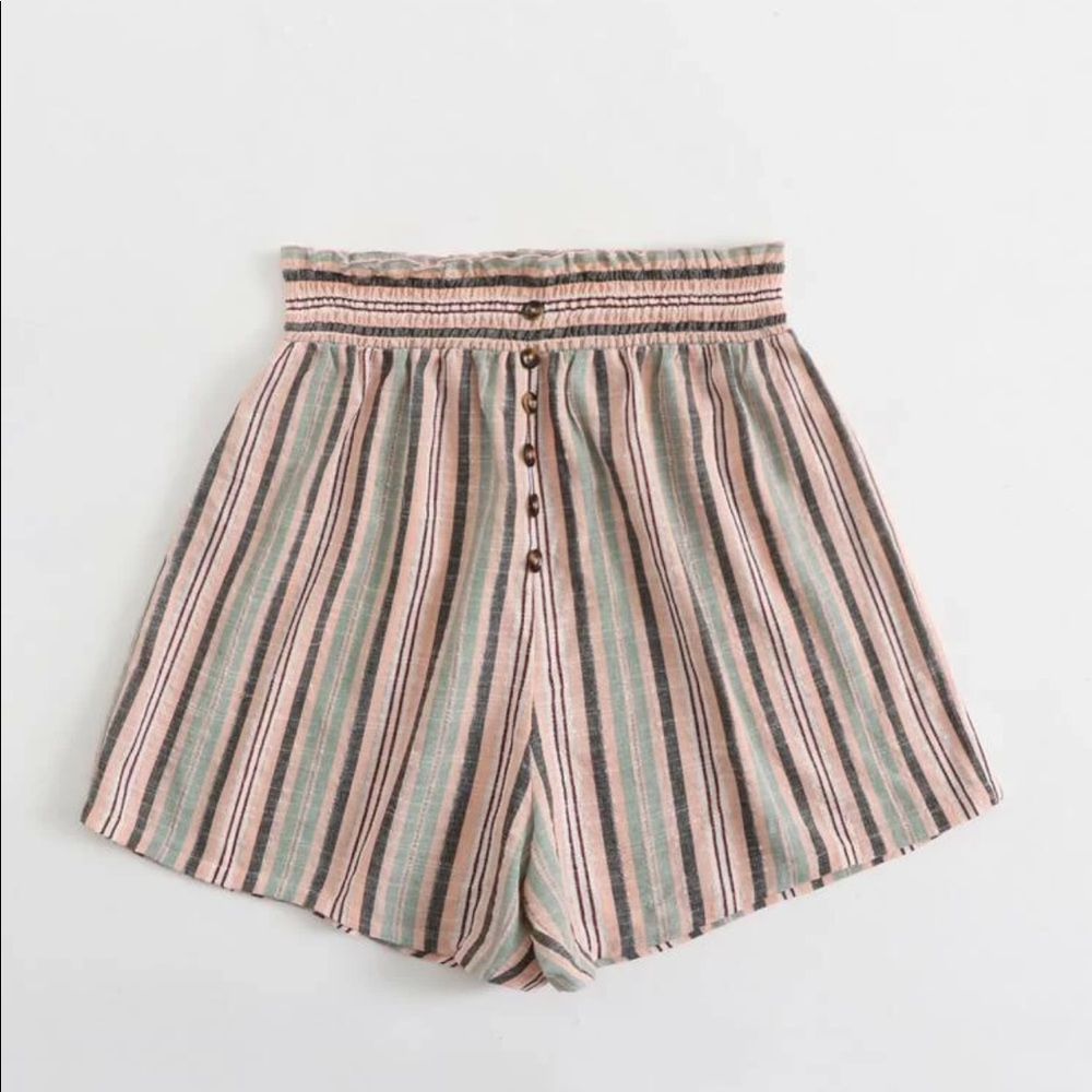Large Ruffle Waist Button Front Striped Short - Picture 2 of 5